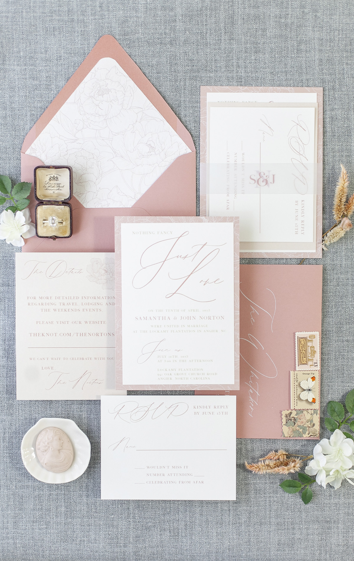 Alexis Scott - Home Website Slider Image - Light pink and blush floral wedding invitations